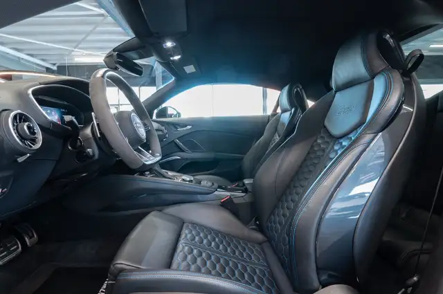 Audi TT view 13