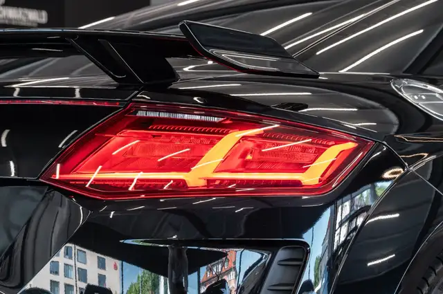 Audi TT view 8