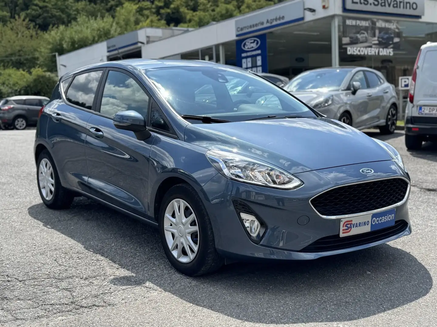 Ford Fiesta iBusiness Class  1.1 essence 85ch Bleu - 1