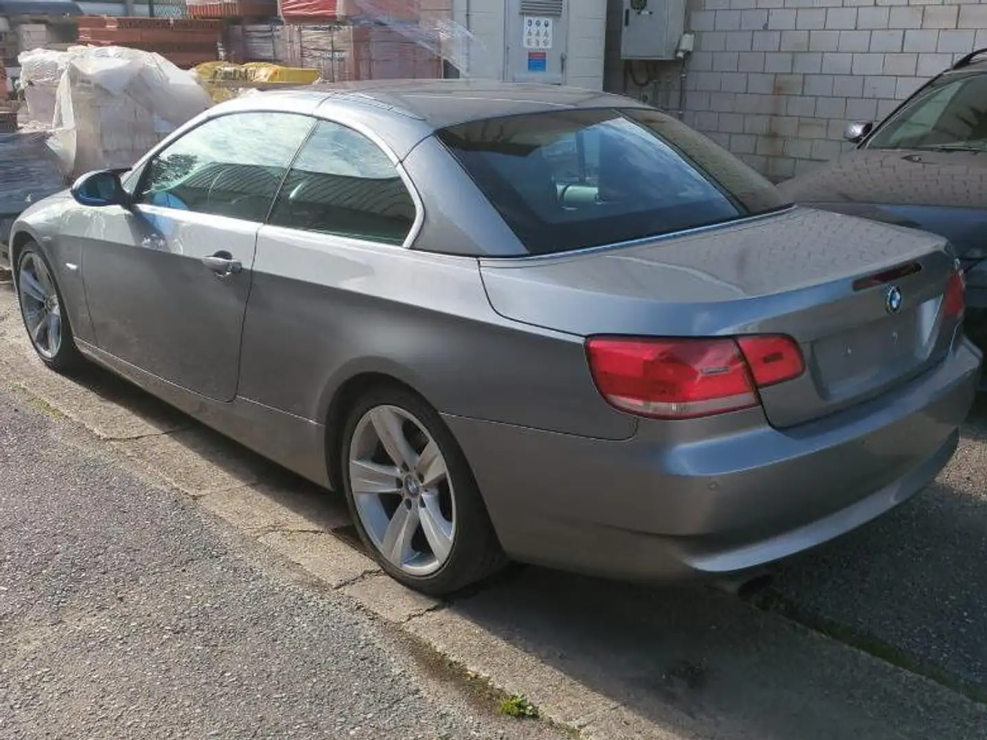 BMW 320 i Cabrio E93 2008  -  Motor defect Grijs - 2