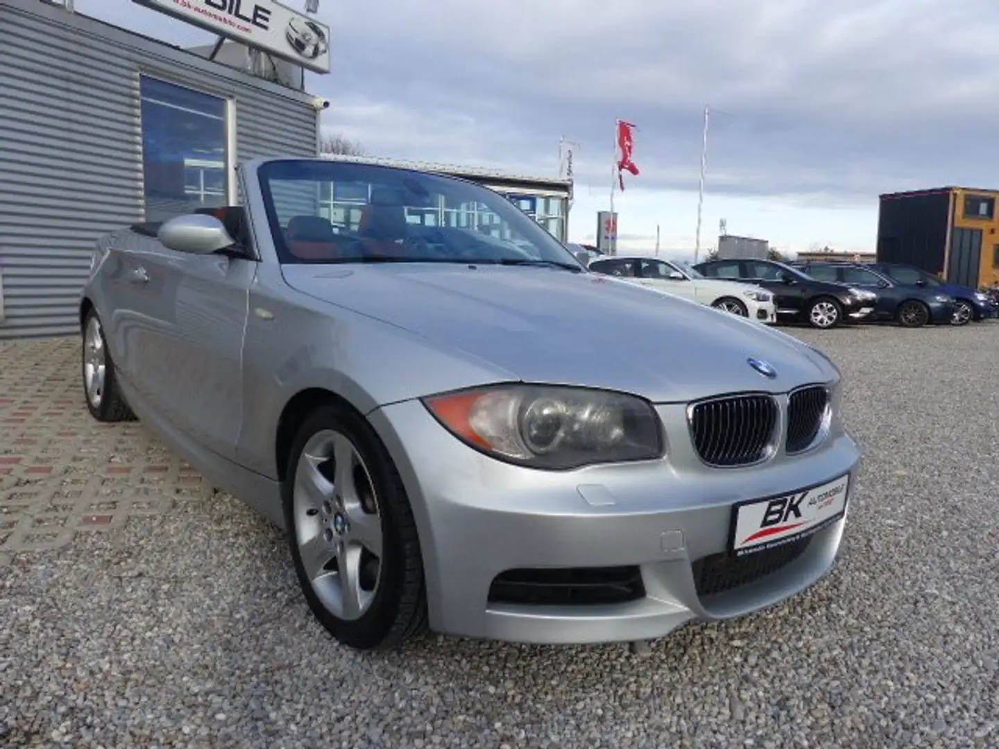 BMW 135 i Cabrio Automatik M-Paket Tüv,- Kundendienst N Silber - 1