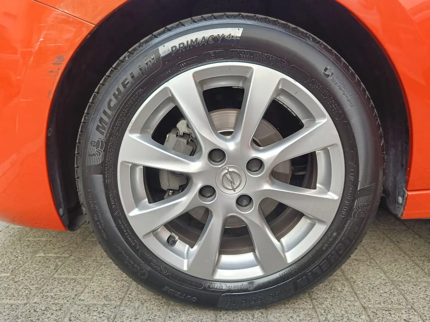 Opel Corsa Corsa 1.2 Edition s ADATTA A NEO-PATENTATI Arancione - 2