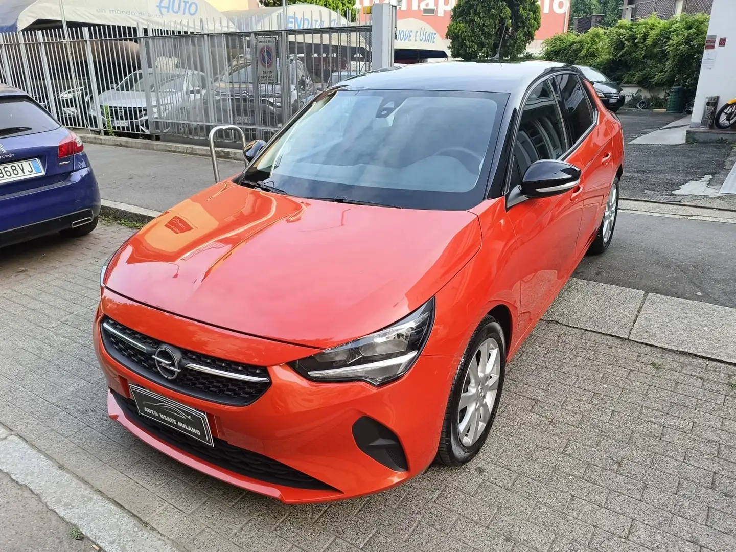 Opel Corsa 1.2 Edition s ADATTA A NEO-PATENTATI Arancione - 1