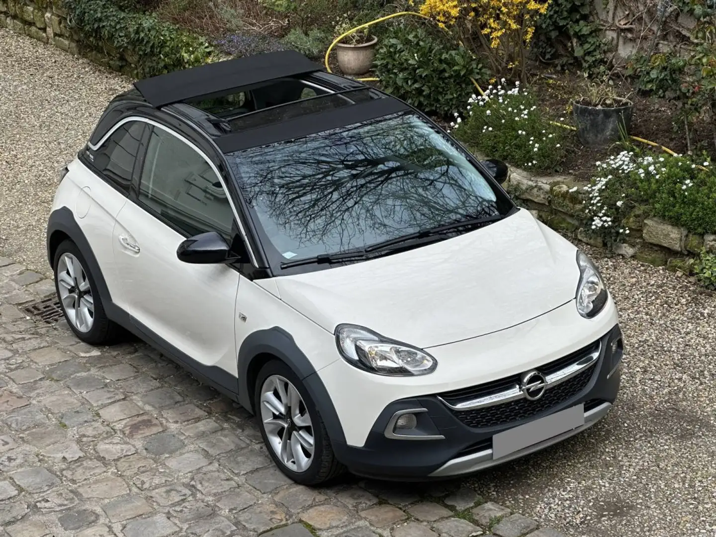 Opel Adam Rocks 1.4 87 Swingtop Easytronic Weiß - 1