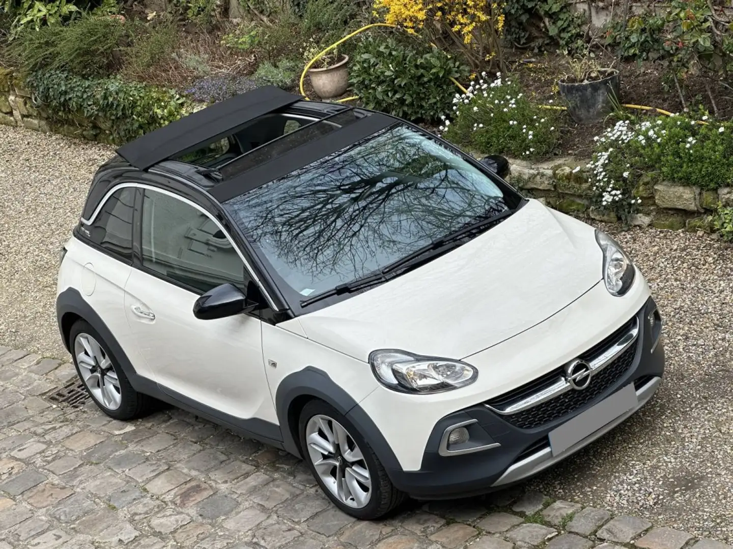 Opel Adam Rocks 1.4 87 Swingtop Easytronic Weiß - 2