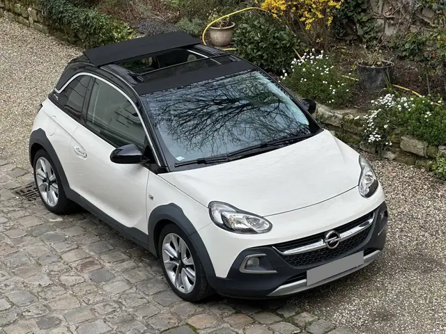 Opel Adam Rocks 1.4 87 Swingtop Easytronic