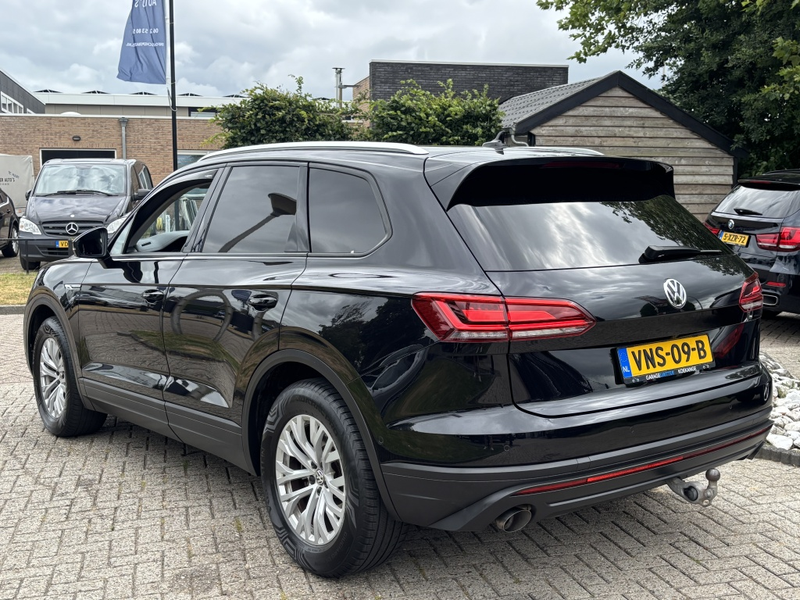 Volkswagen Touareg 3.0 TDI Grijs Kenteken Bedrijfsauto 2019 Trekhaak — photo 7