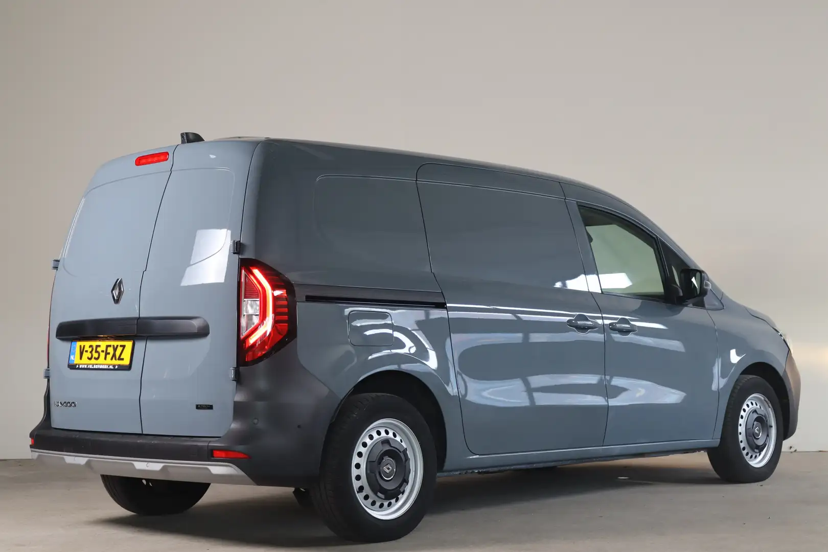 Renault Kangoo E-TECH Extra L2 22 kW 44 kWh - NL Auto!! SOH 99% I Keyles Grau - 2