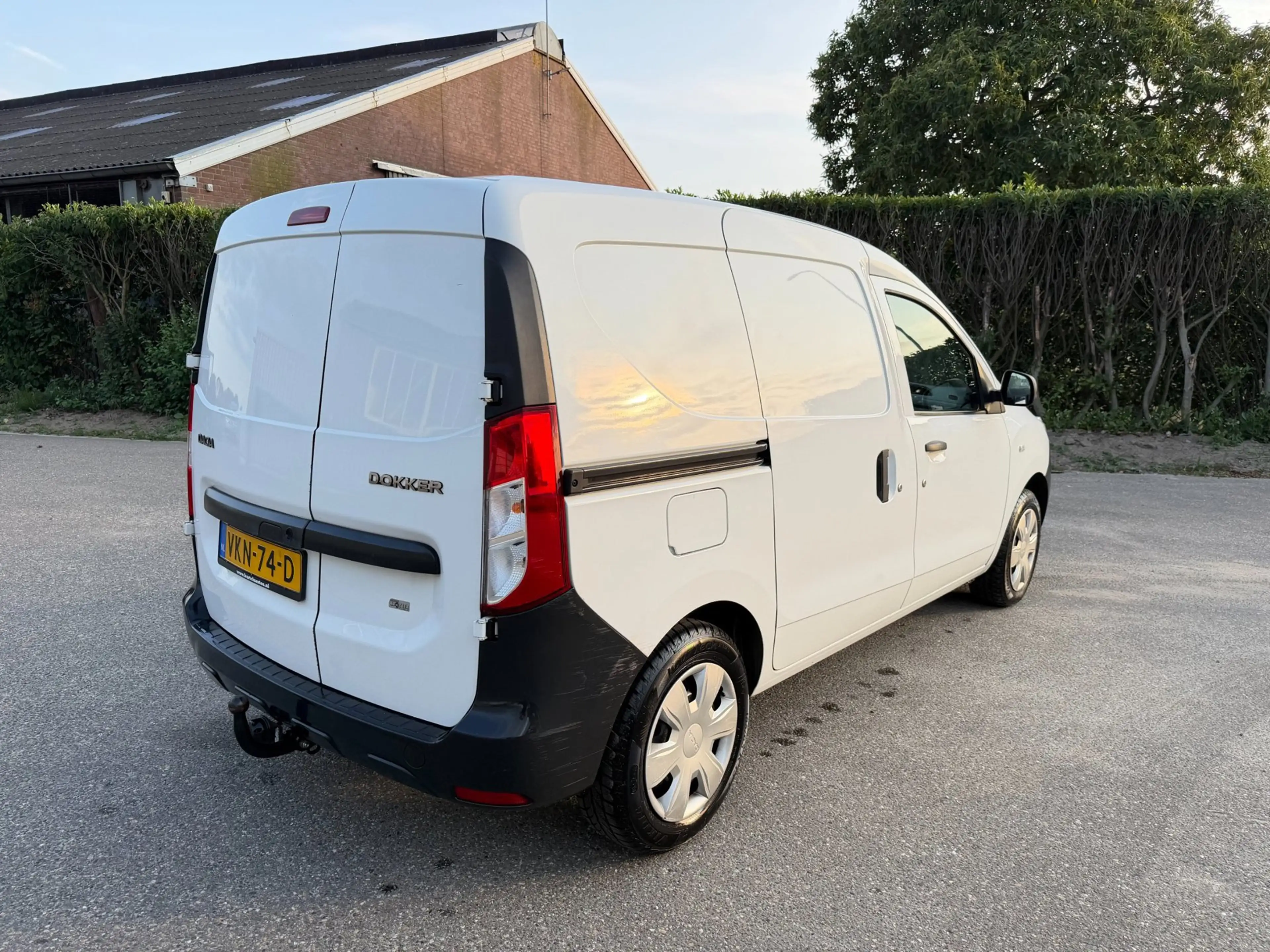 Dacia Dokker 1.6 BENZINE - GRIJS KENTEKEN - MARGE — photo 4