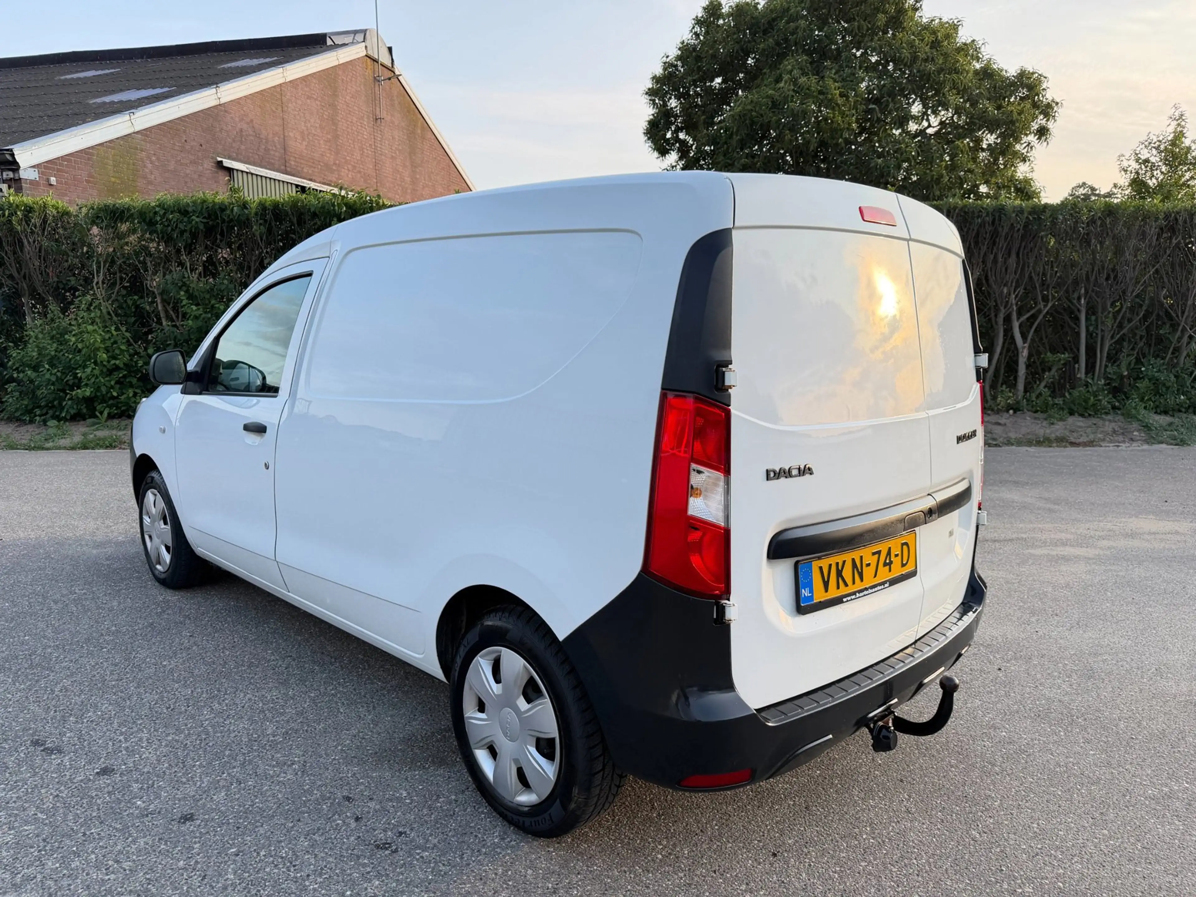 Dacia Dokker 1.6 BENZINE - GRIJS KENTEKEN - MARGE — photo 3