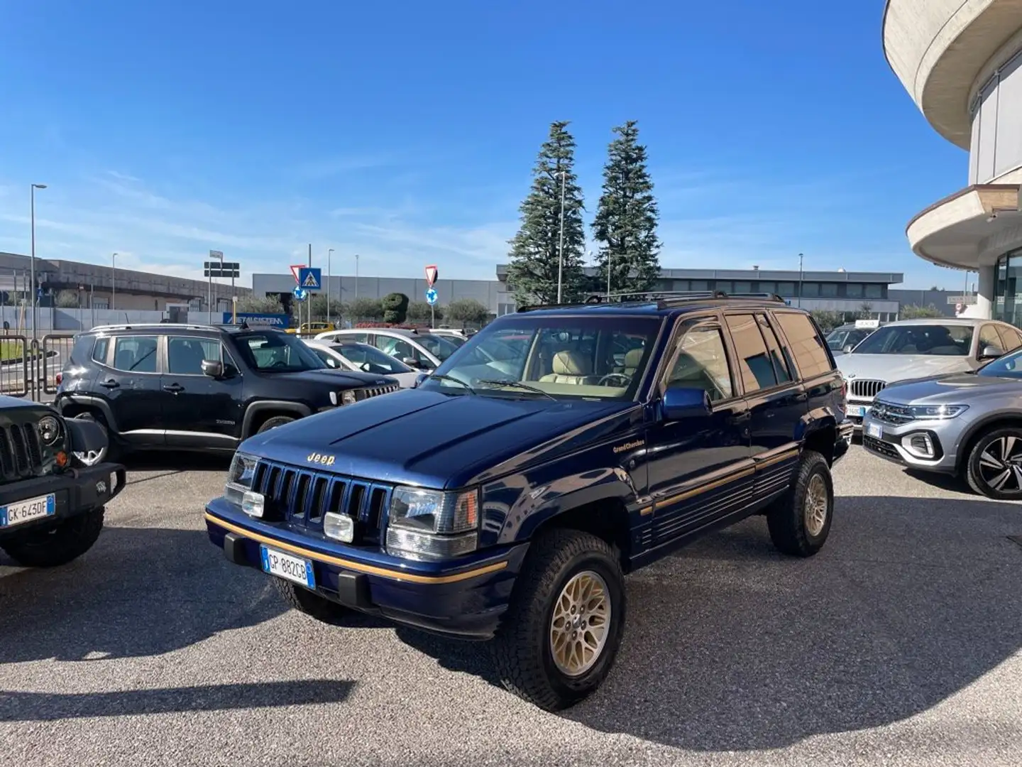 Jeep Grand Cherokee 5.2 Limited auto 129K MIGLIA OTTIMO STATO GENERALE Blu/Azzurro - 1