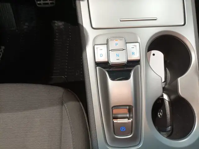 Hyundai Kona view 13