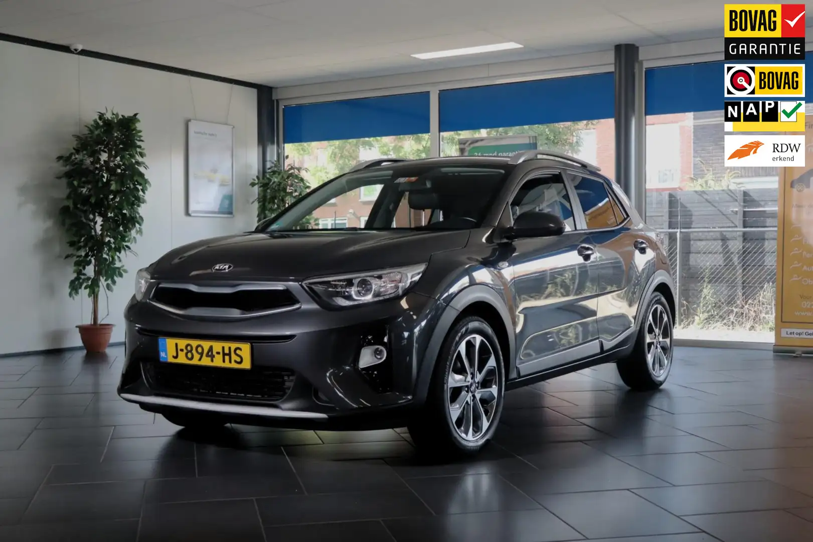 Kia Stonic 1.0 T-GDi Sports Edition Grijs - 1