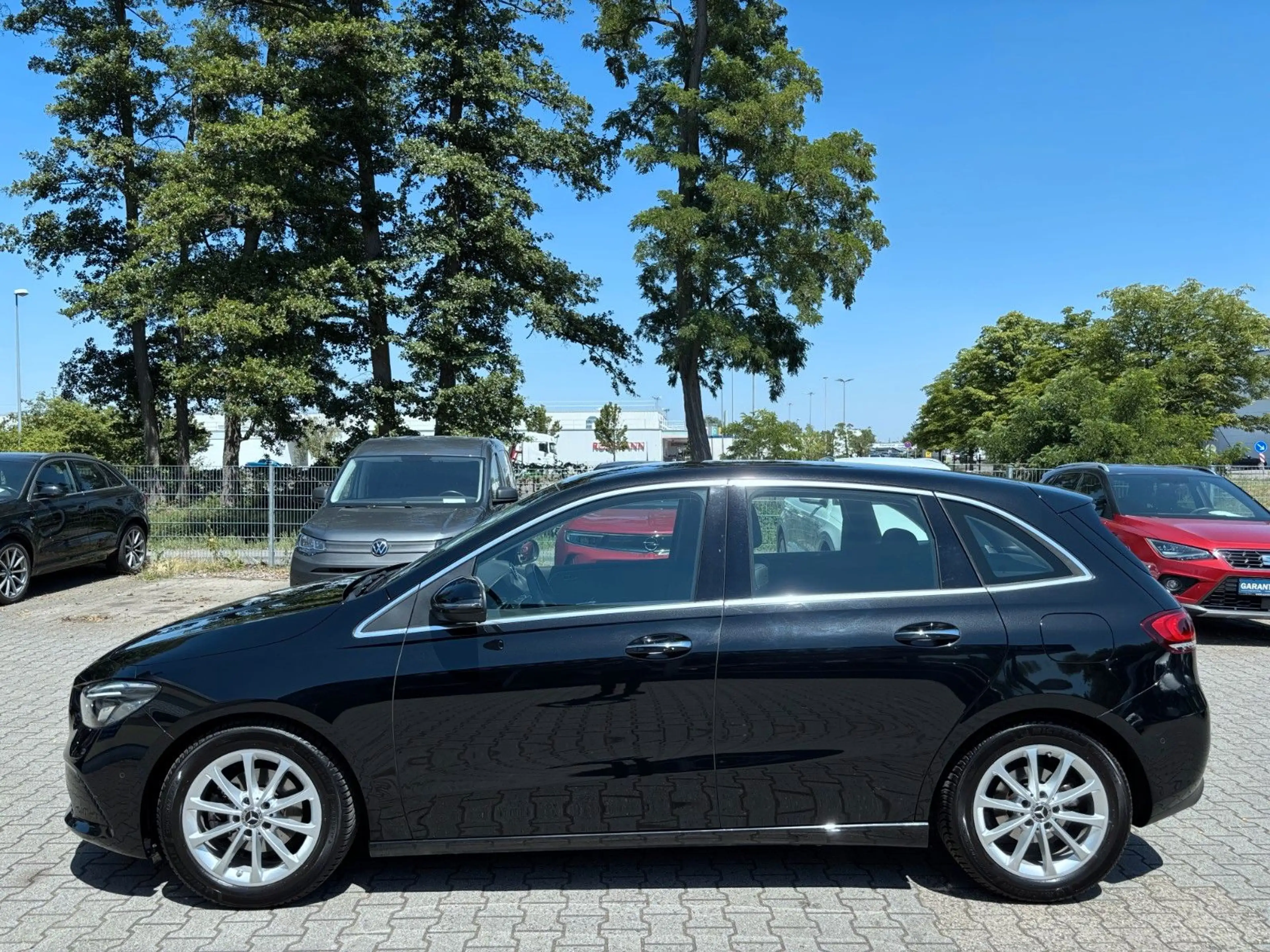 Mercedes-Benz B 180 Progressive*AUTO.*MBUX*LED*ASYST+* — photo 11