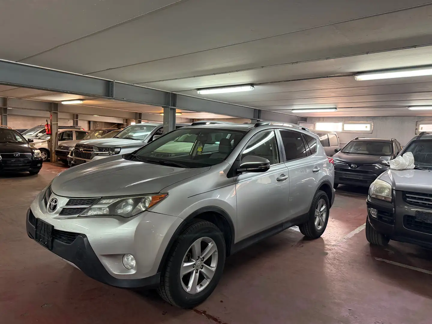 Toyota RAV 4 RAV4 2.0i 4x4 Lounge Multidrive S Grau - 1
