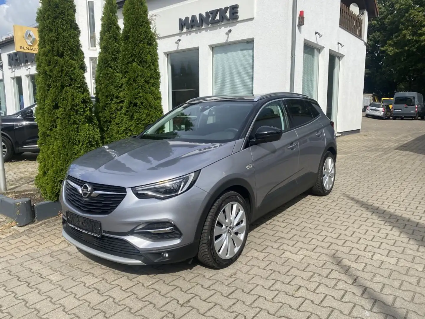 Opel Grandland X 2.0 D Start/Stop Automatik Ultimate Silber - 1