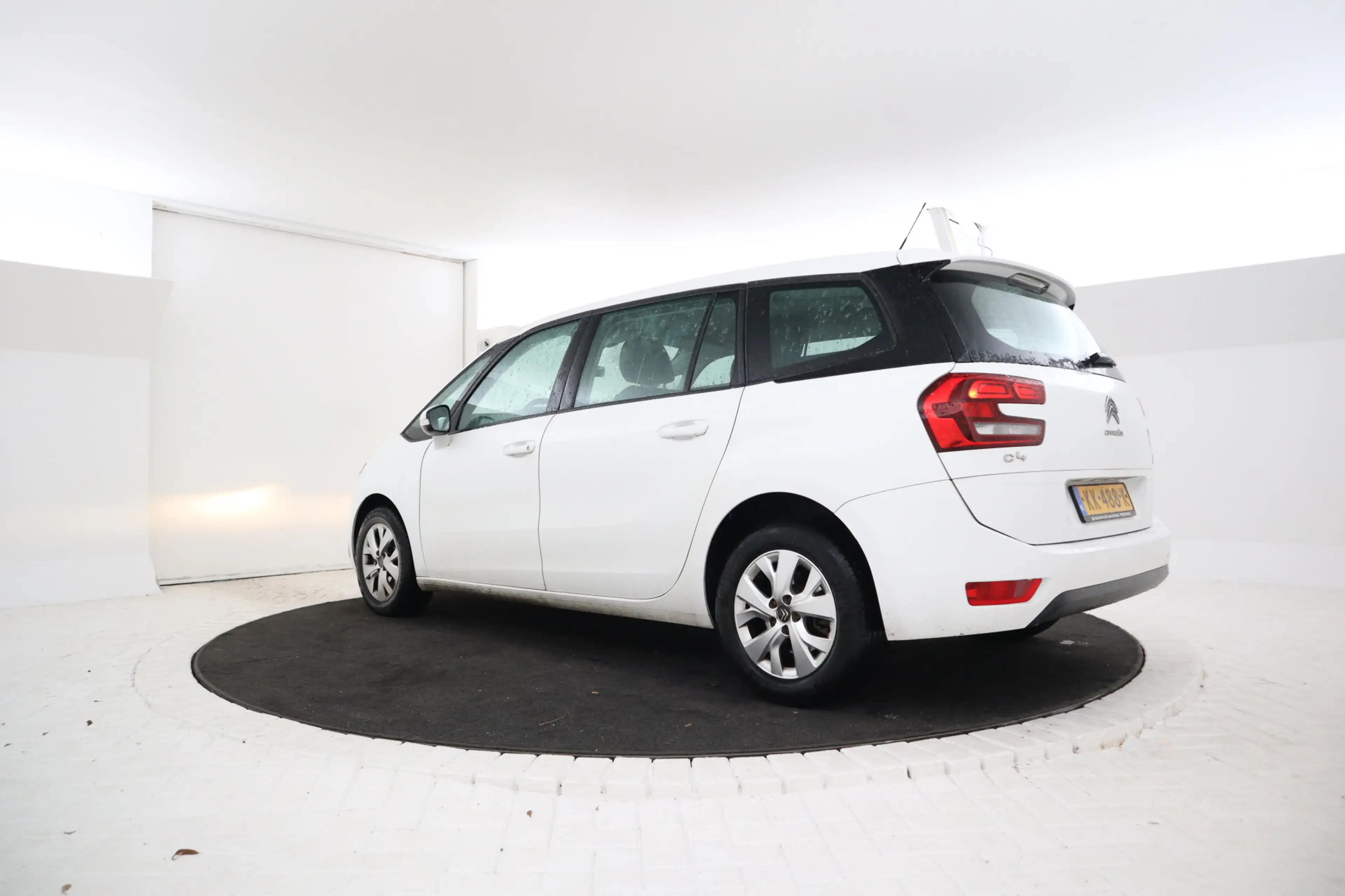 Citroen Grand C4 Picasso 1.2 PureTech Live nieuwe motor! nieuwe motor! — photo 4