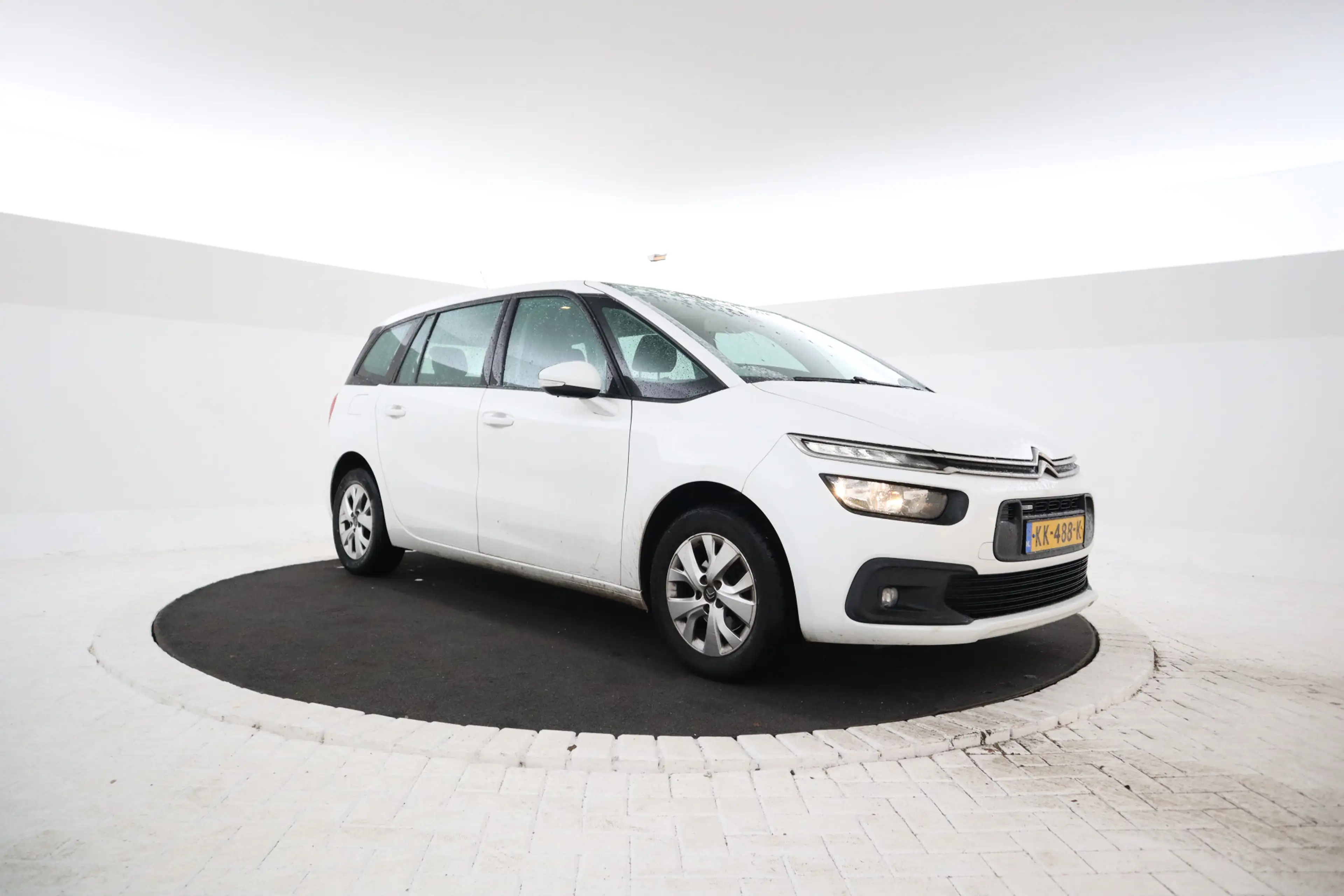 Citroen Grand C4 Picasso 1.2 PureTech Live nieuwe motor! nieuwe motor! — photo 2