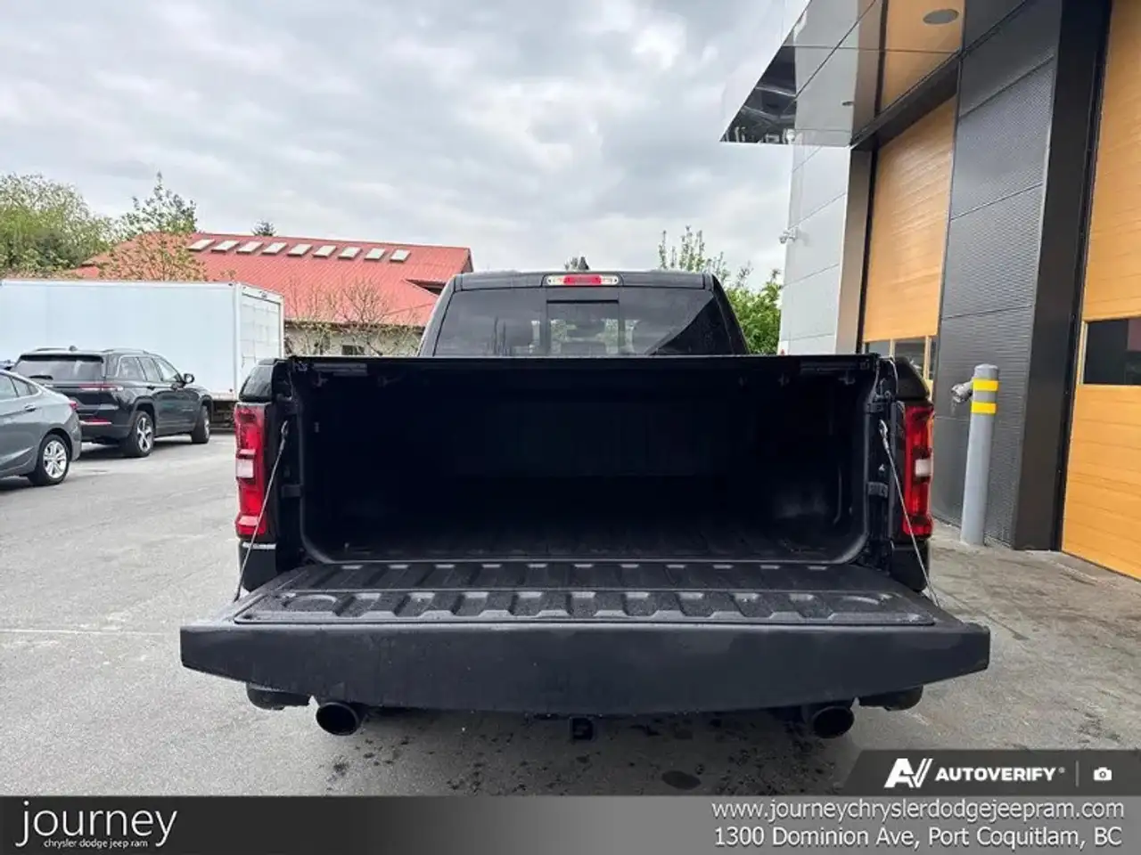 RAM 1500 снимка RAM 1500