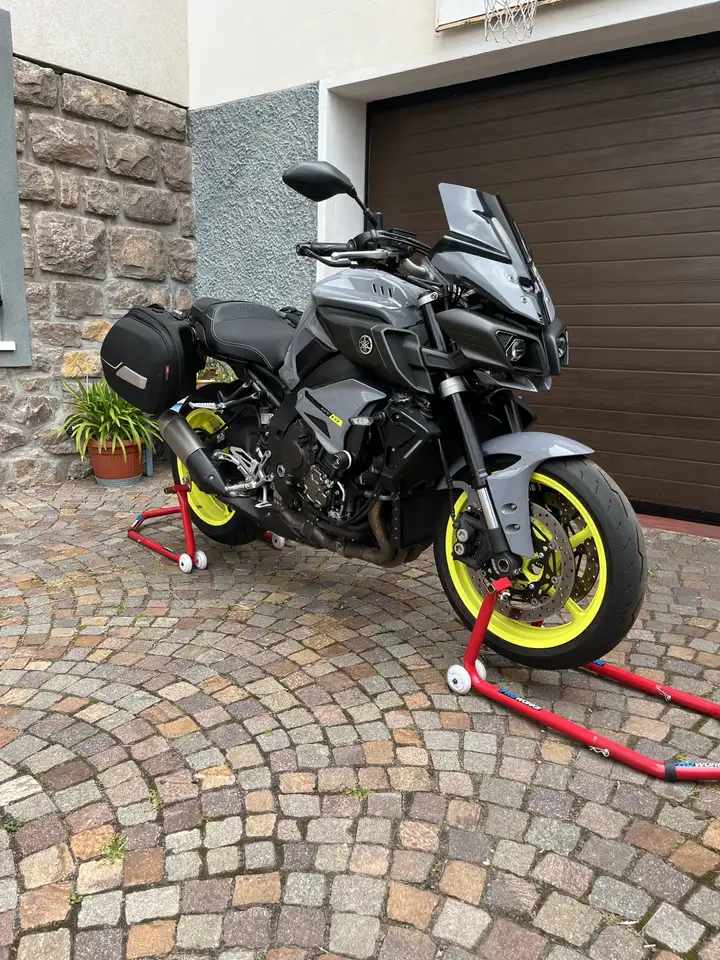 Yamaha MT-10