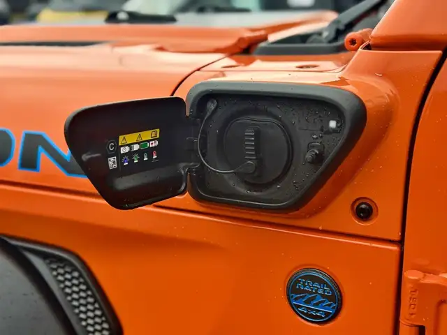 Jeep Wrangler PHEV 380 PS 4xe Rubicon Ansicht 8