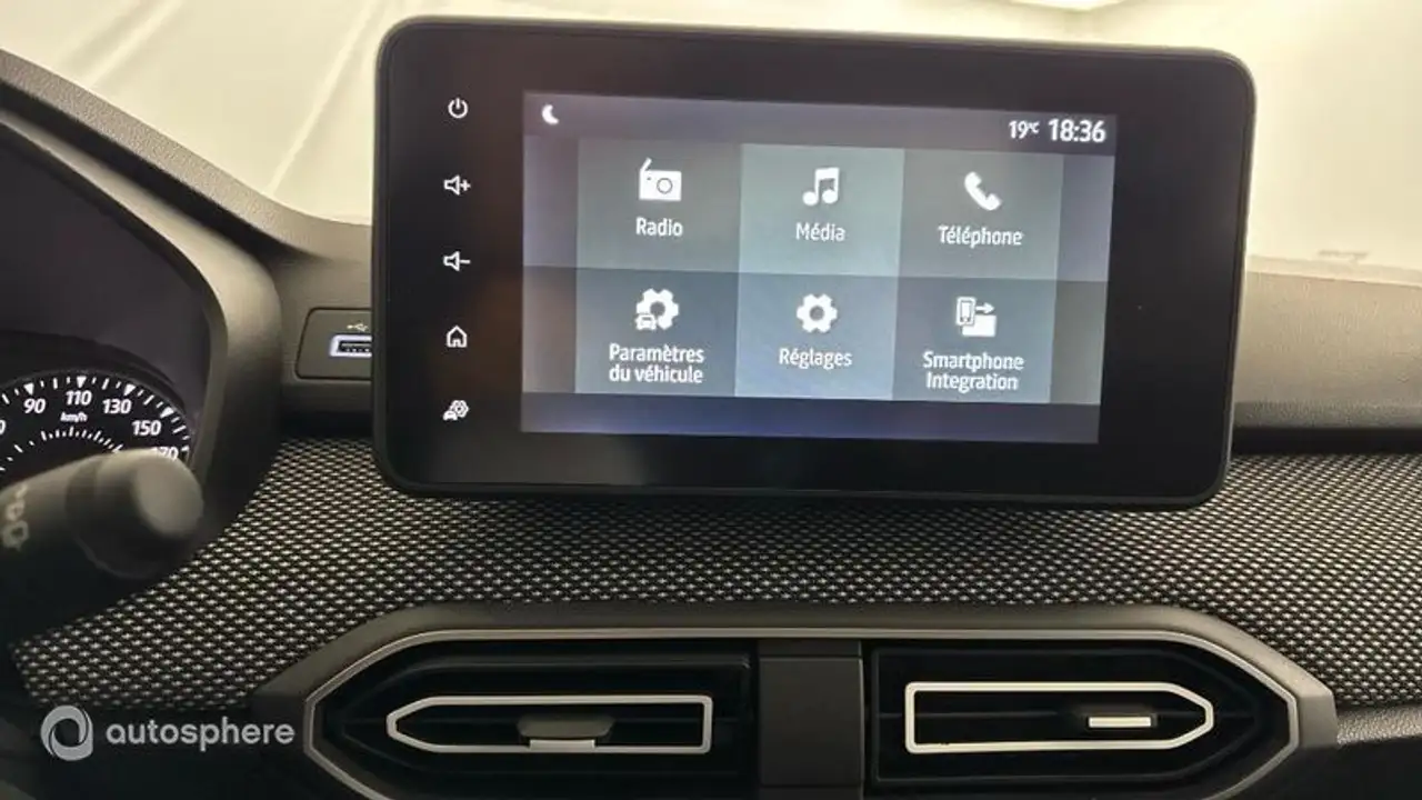 Dacia Sandero Sandero — photo 19