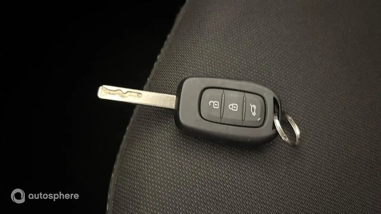 Dacia Sandero Sandero — photo 16