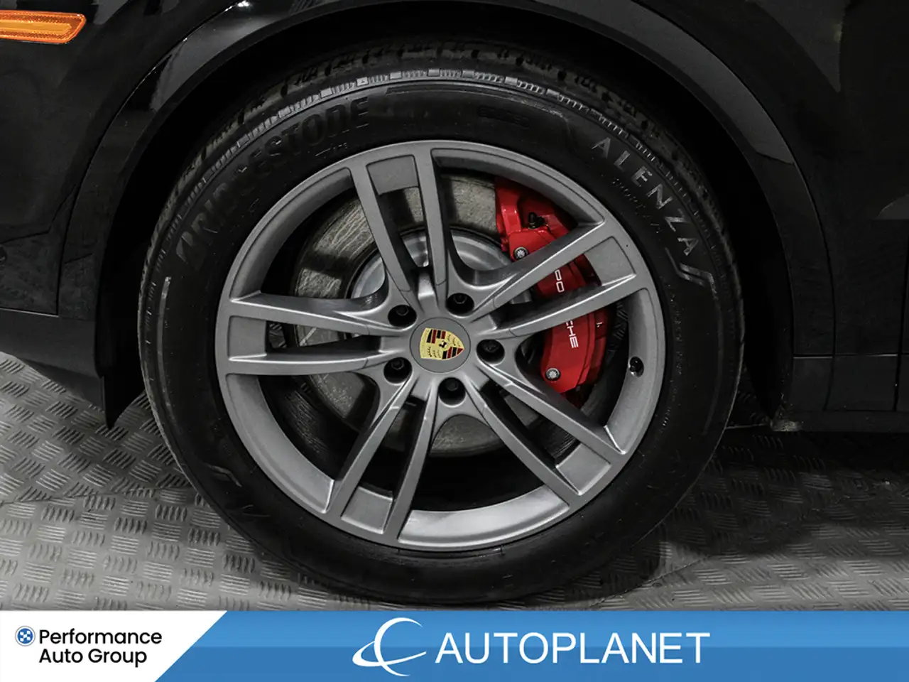 Porsche Cayenne снимка Porsche Cayenne