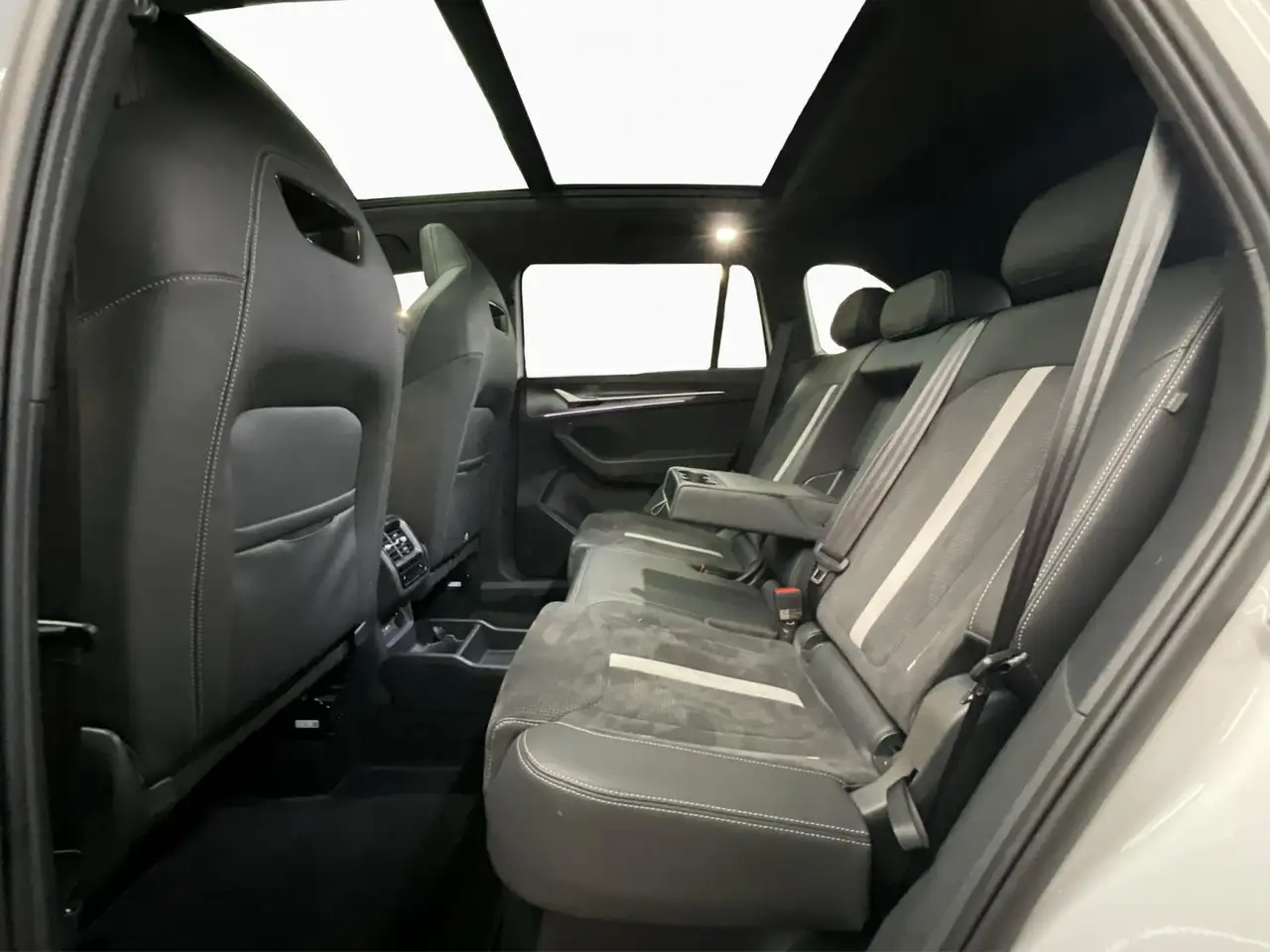 Skoda Kodiaq Sportsline+PHEV+DSG+Simply-Clever+LM20+AHK, миниатюра 16