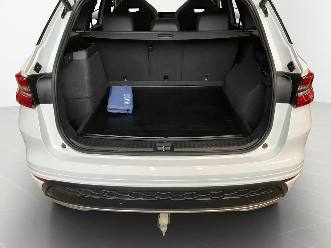Skoda Kodiaq Sportsline+PHEV+DSG+Simply-Clever+LM20+AHK, миниатюра 17