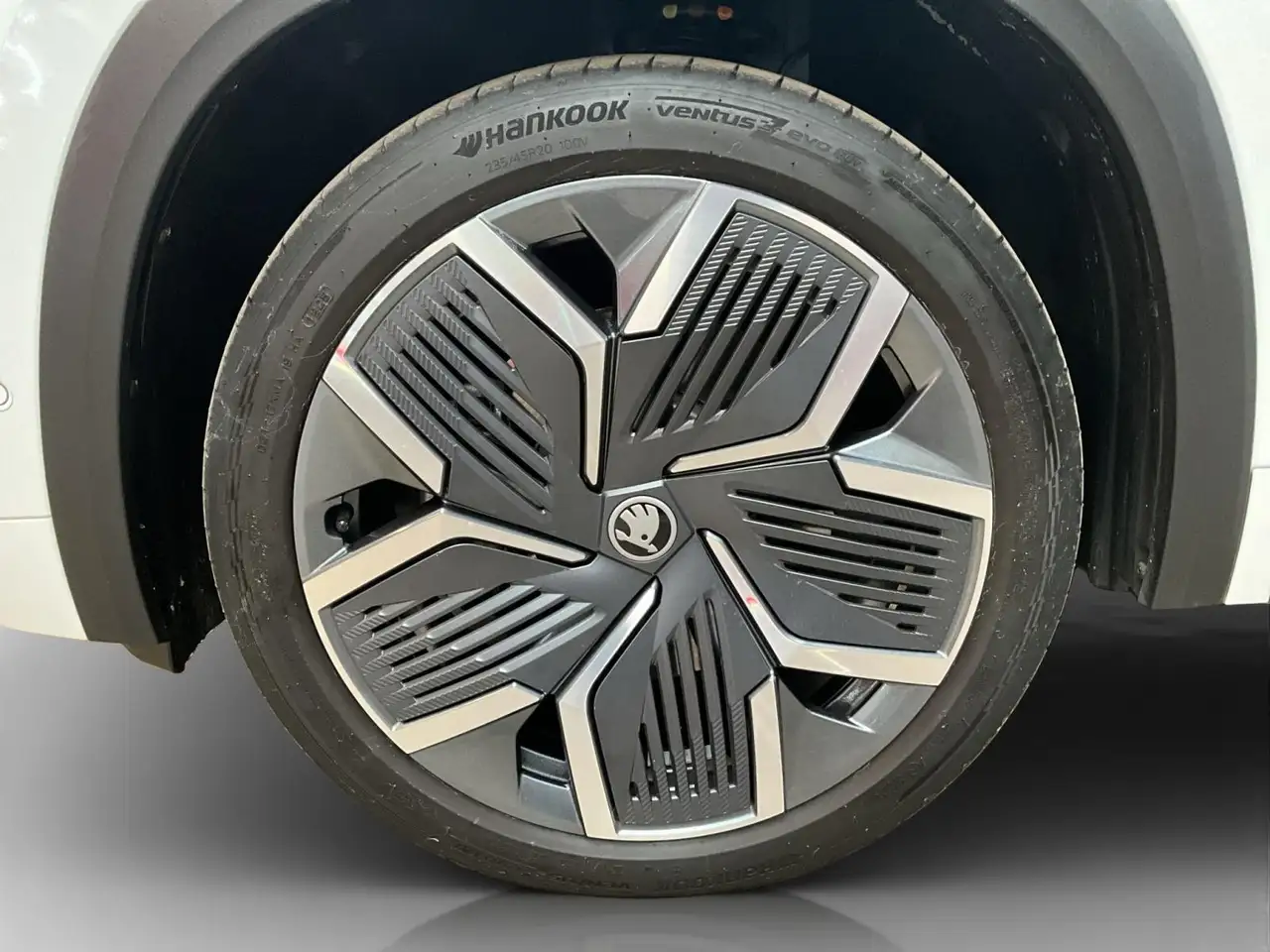 Skoda Kodiaq Sportsline+PHEV+DSG+Simply-Clever+LM20+AHK, миниатюра 8