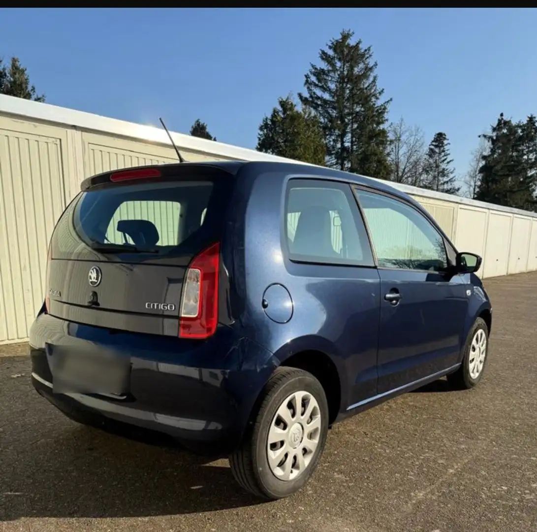 Skoda Citigo 1.0 12v MPI 75 ch Active Blau - 1