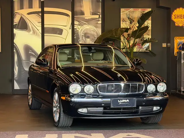 Jaguar XJ XJ VII-VIII 2003 4.2 V8 Executive