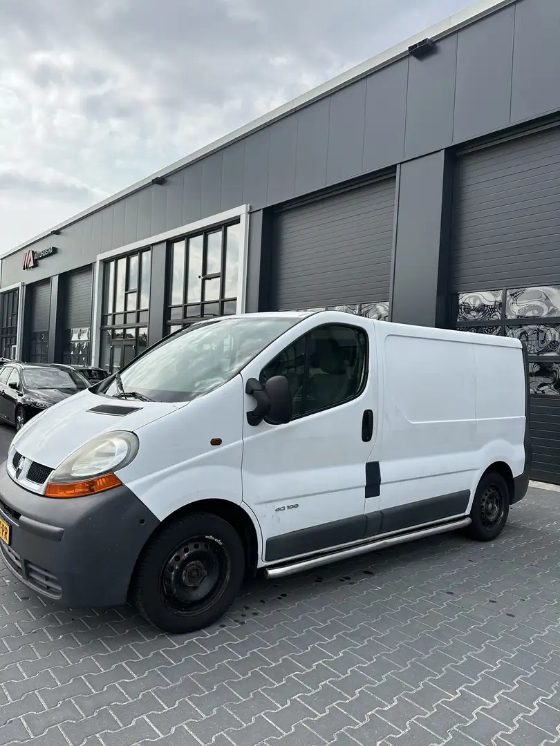 Renault Master 2.5 dCi 100 L1H1 - 1