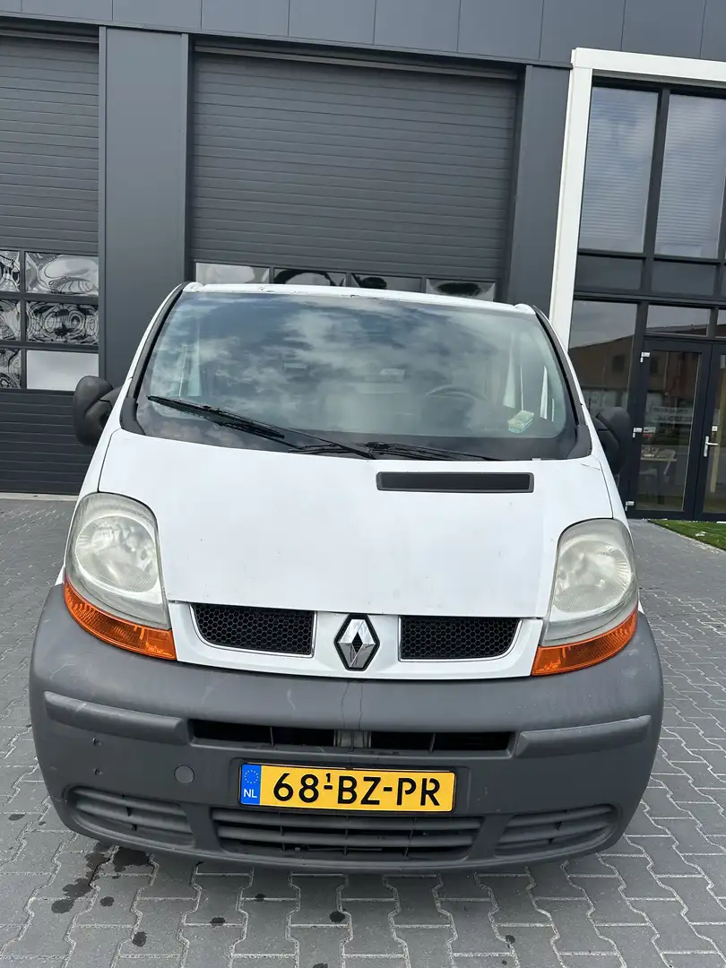 Renault Master 2.5 dCi 100 L1H1 - 2