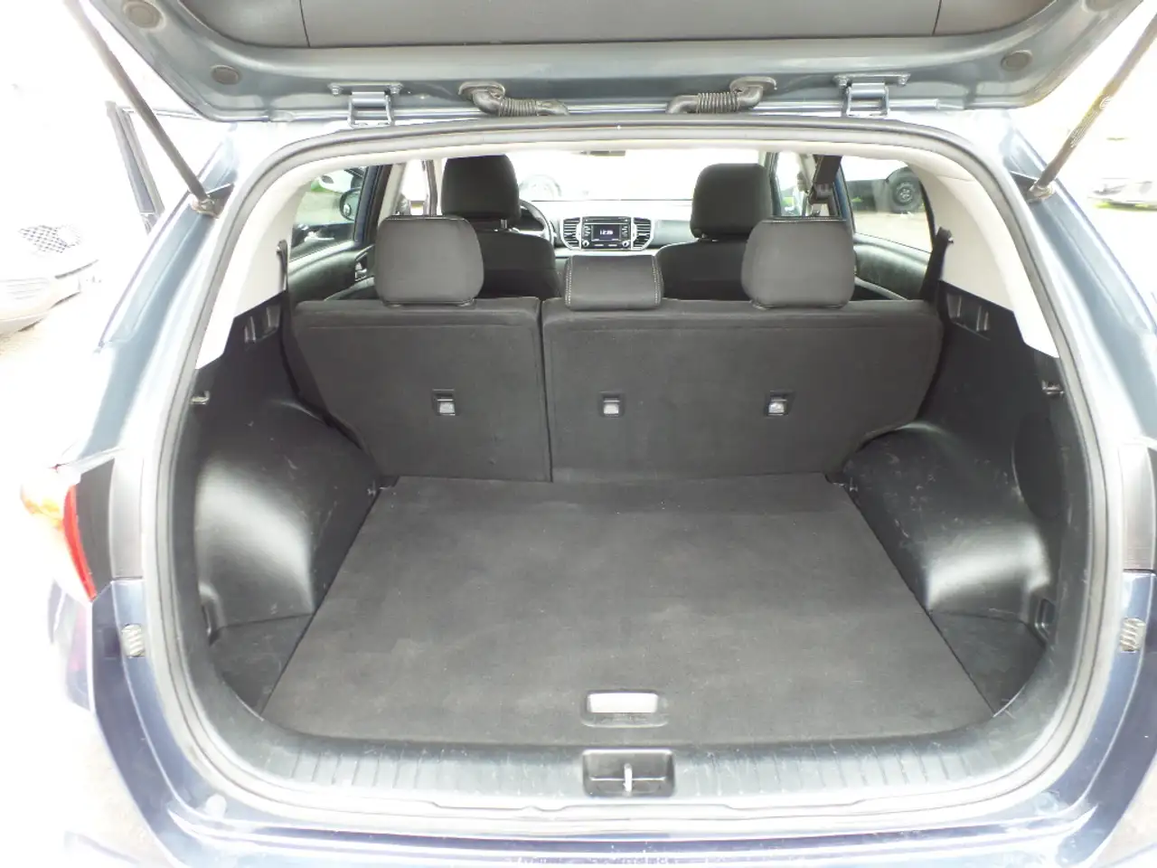 Kia Sportage снимка Kia Sportage