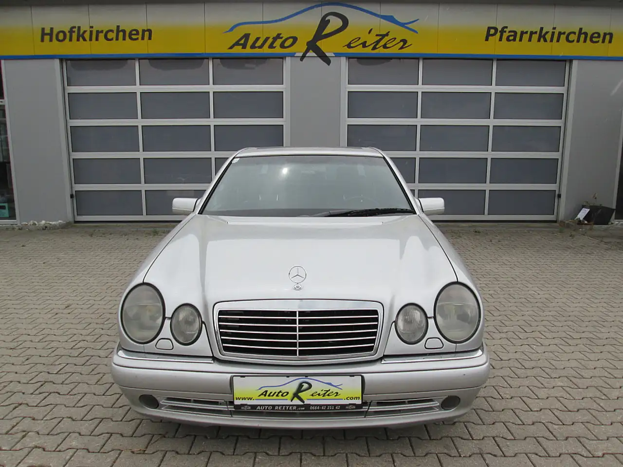 Mercedes-Benz E 50 AMG Aut. 1.orig.AMG *Xenon *Tempomat*Regensensor*Si..., foto 2