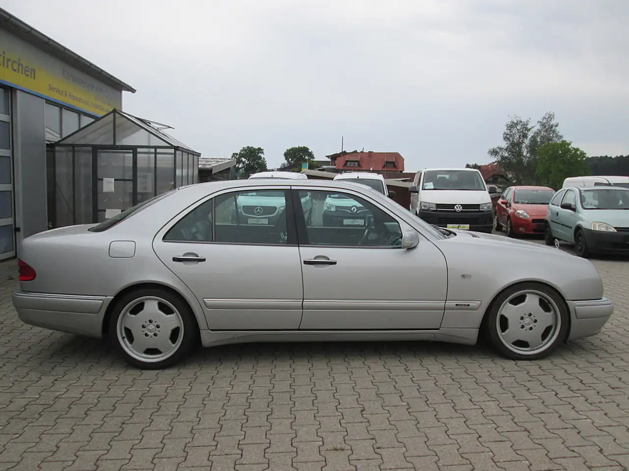 Mercedes-Benz E 50 AMG Aut. 1.orig.AMG *Xenon *Tempomat*Regensensor*Si..., foto 4