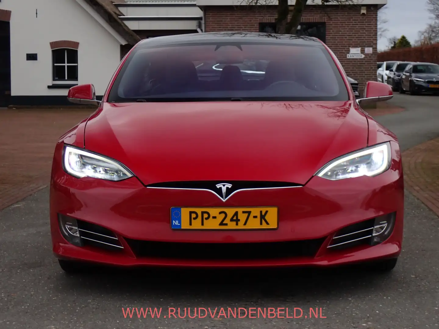 Tesla Model S 75D FSD-AUTOPILOT 89%SOH / PANODAK / PREMIUM / CAR Červená - 2