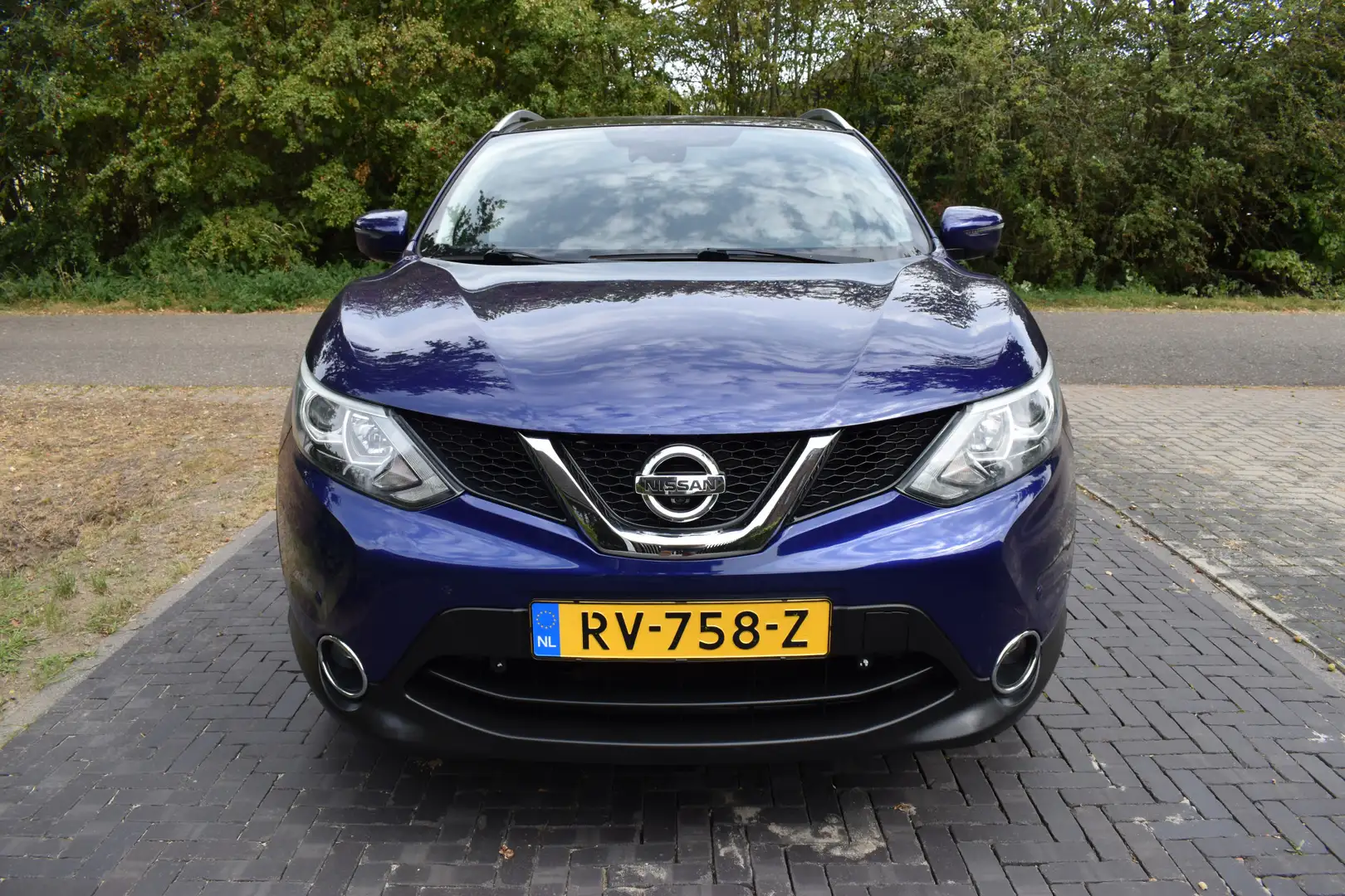 Nissan Qashqai 1.2 Connect Edition PANO NIEUWSTAAT Bleu - 2