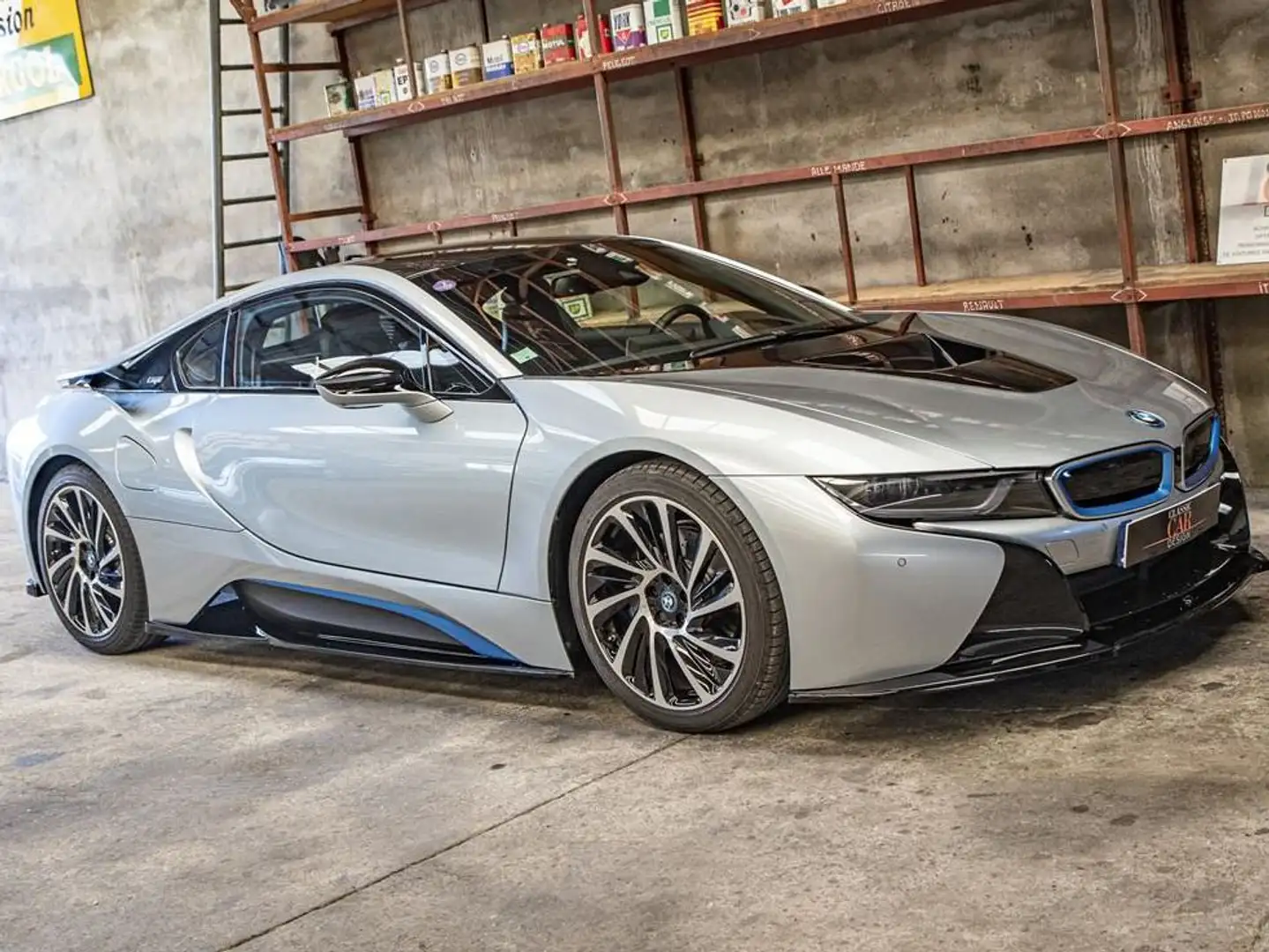 BMW i8 Coupé 374 ch A Šedá - 1