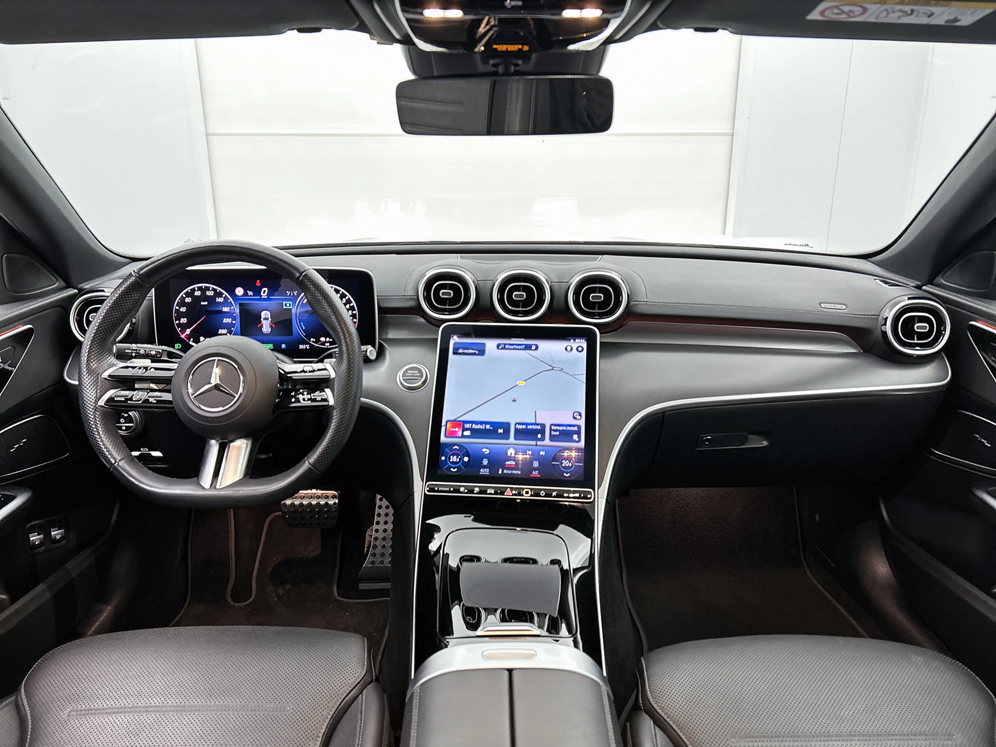 Mercedes-Benz C 300 Estate e AMG Line | AMG-LIne In en exterieru | Sfe — photo 5