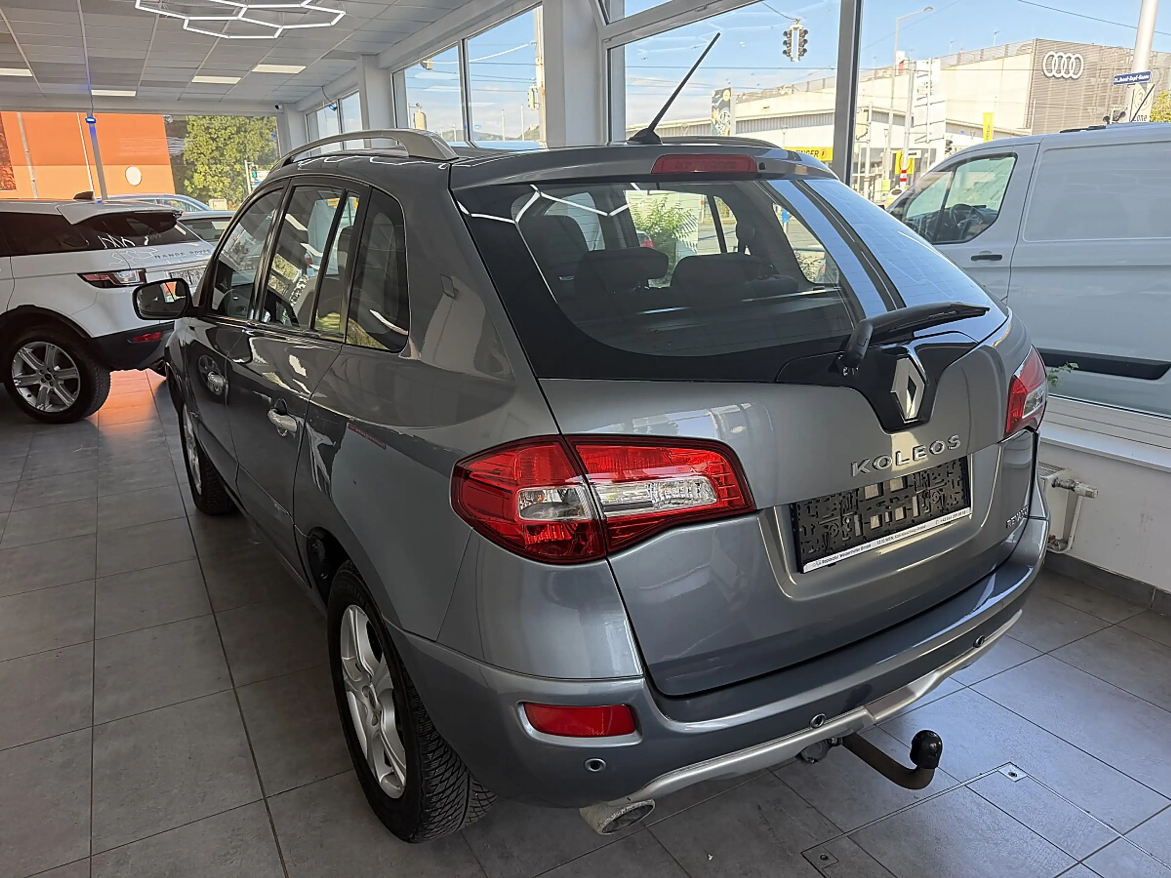 Renault Koleos 2,0 dCi 4x4 Dynamique DPF Aut. — photo 8
