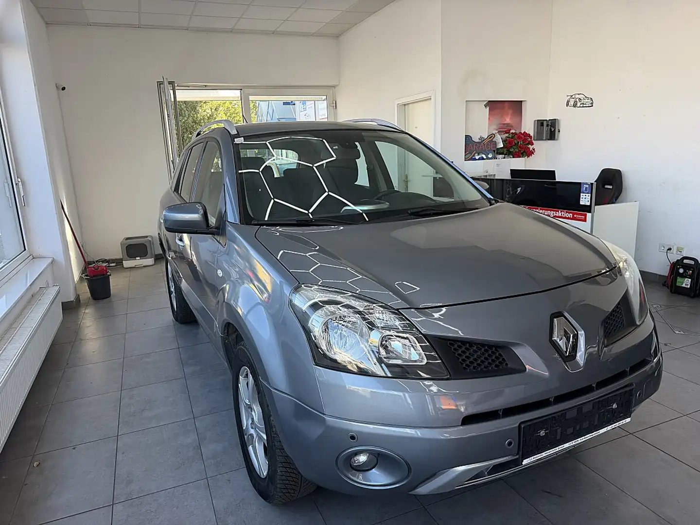 Renault Koleos 2,0 dCi 4x4 Dynamique DPF Aut. Grau - 2