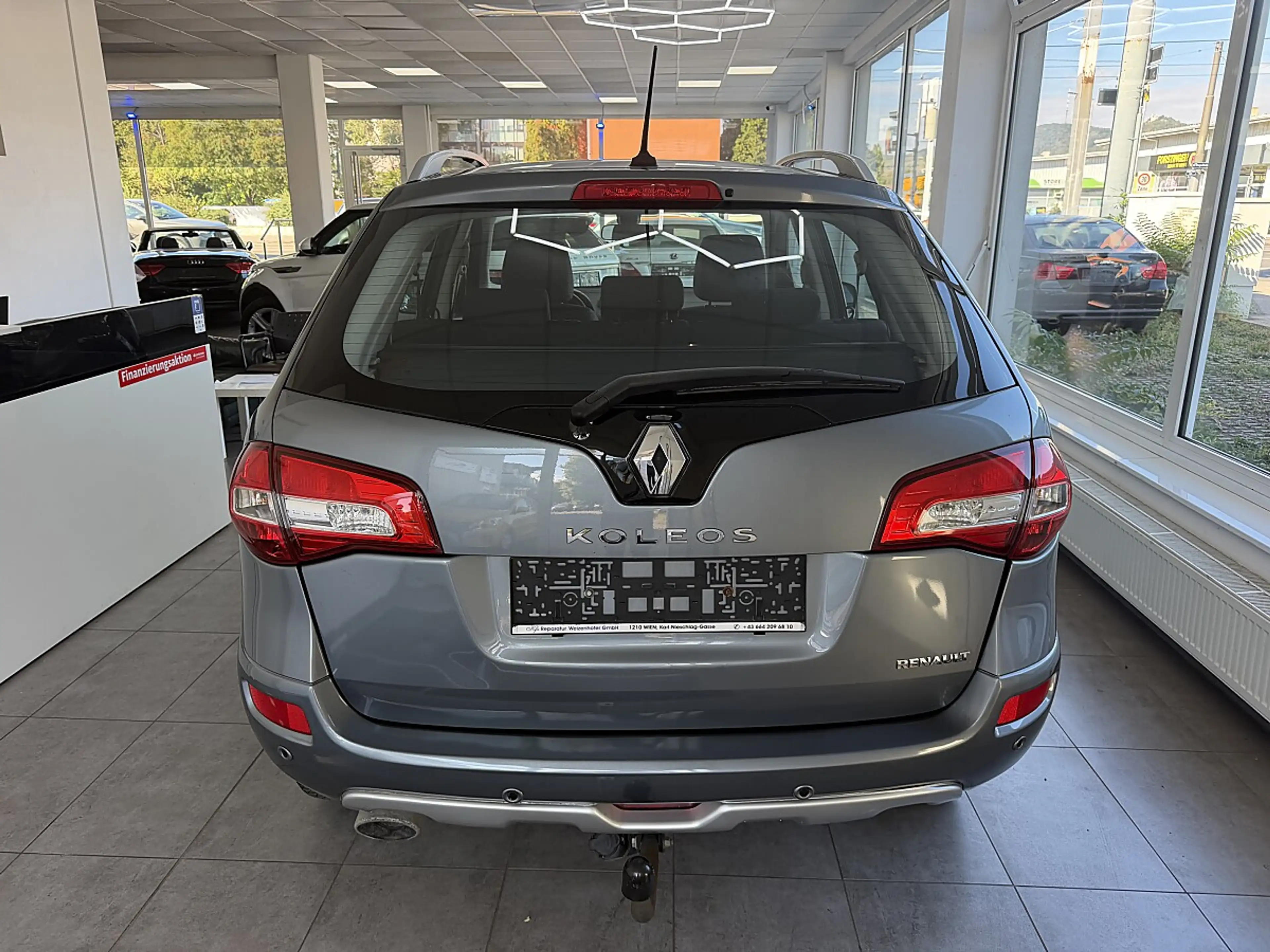 Renault Koleos 2,0 dCi 4x4 Dynamique DPF Aut. — photo 10