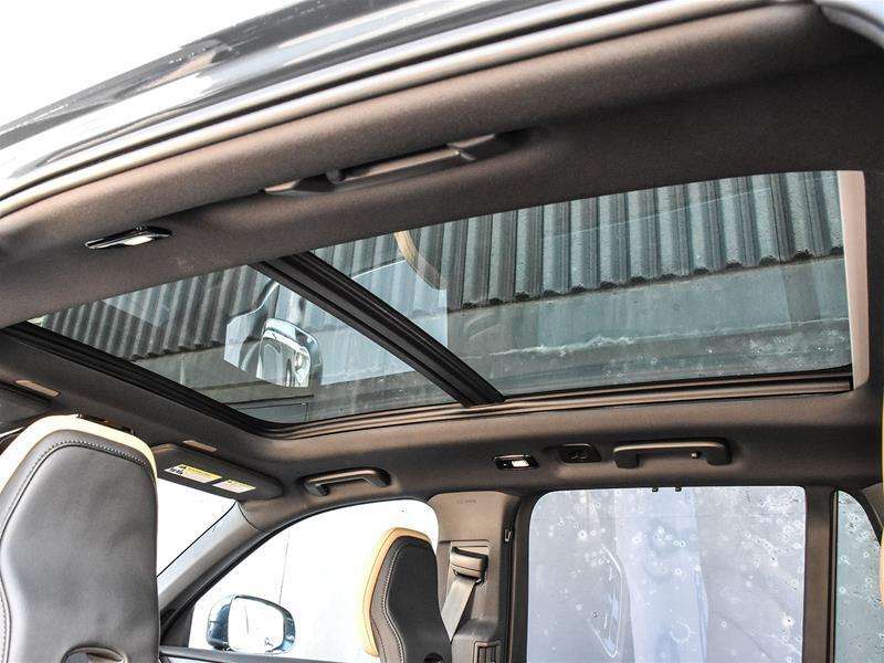 2025 Volvo XC90 T8 AWD Ultra Bright Theme 7-Seater thumb 18