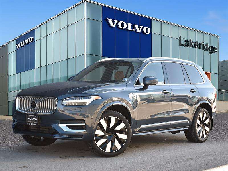 2025 Volvo XC90 T8 AWD Ultra Bright Theme 7-Seater