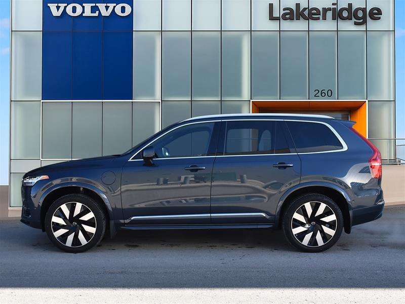 2025 Volvo XC90 T8 AWD Ultra Bright Theme 7-Seater alt 3