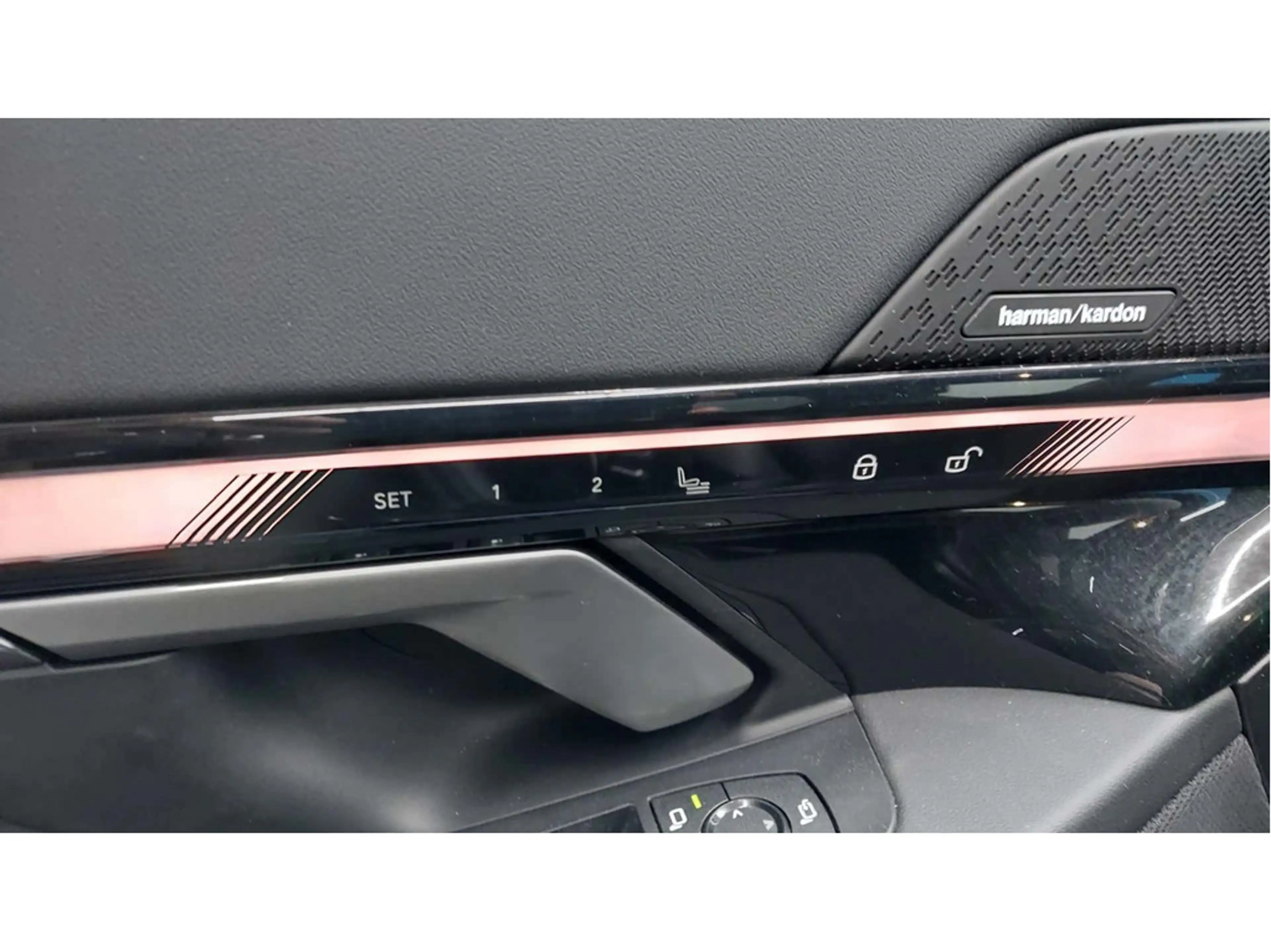 BMW i5 eDrive40 M-Sport PANO+AHK+20 ZOLL+HUD+ACC — photo 13