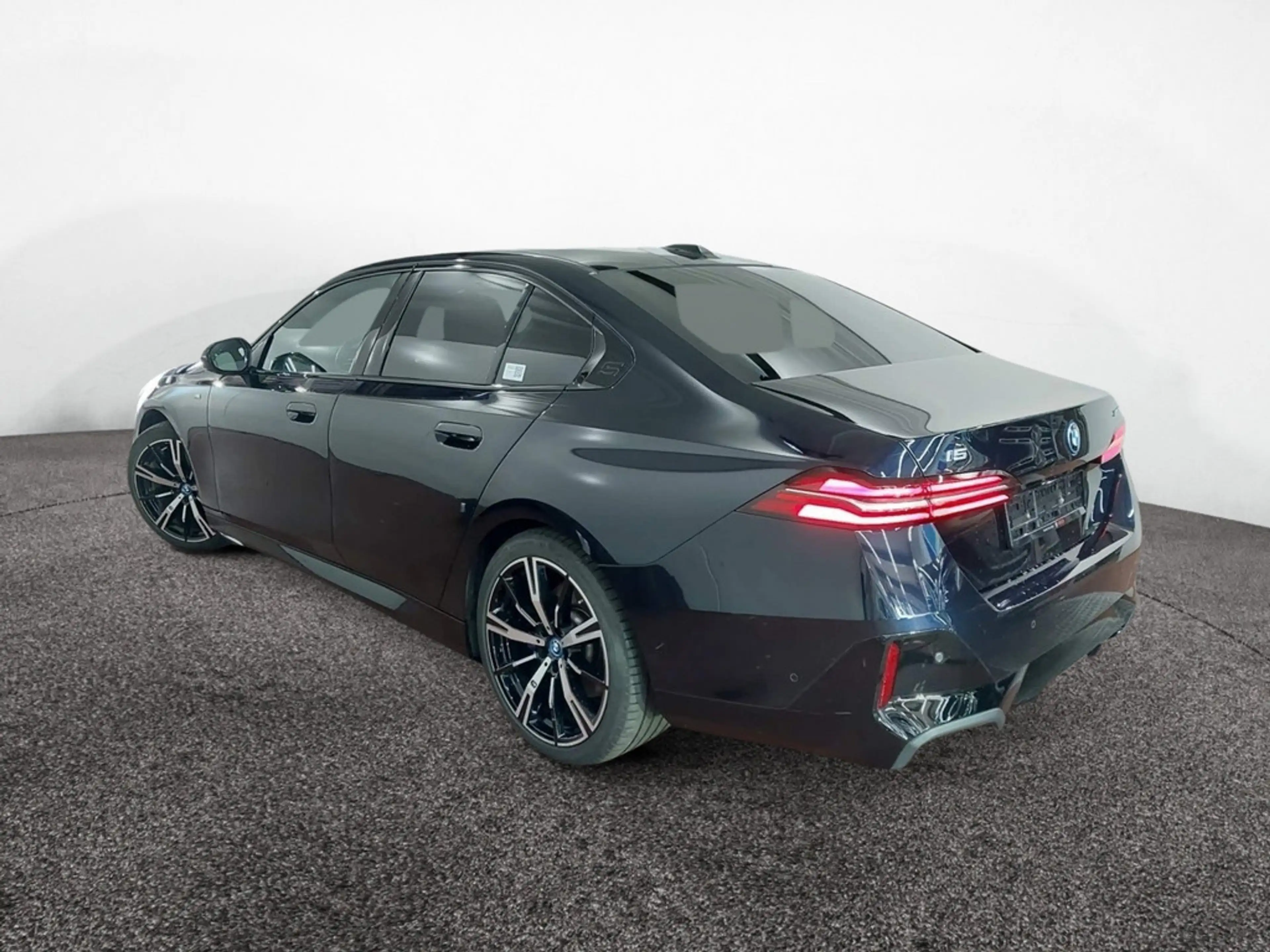 BMW i5 eDrive40 M-Sport PANO+AHK+20 ZOLL+HUD+ACC — photo 3